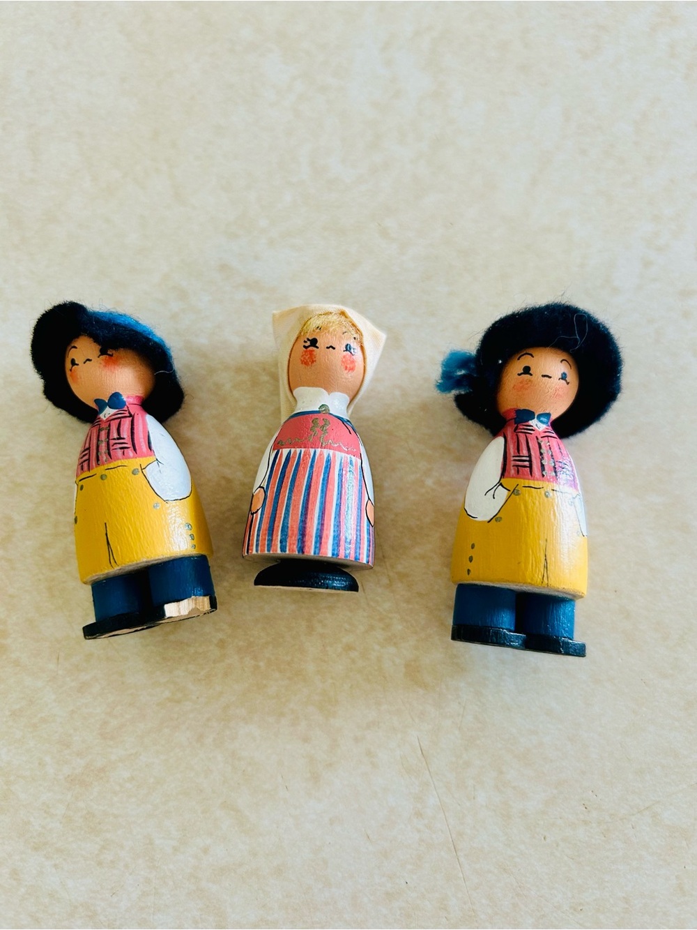 (3/$10) Hand-Painted Wooden Peg Dolls - Set of 3